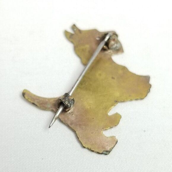 Vintage Lois Terrier Dog Brooch, Gold Tone C Clasp Etched Engraved Lapel Pin - Picture 3 of 6